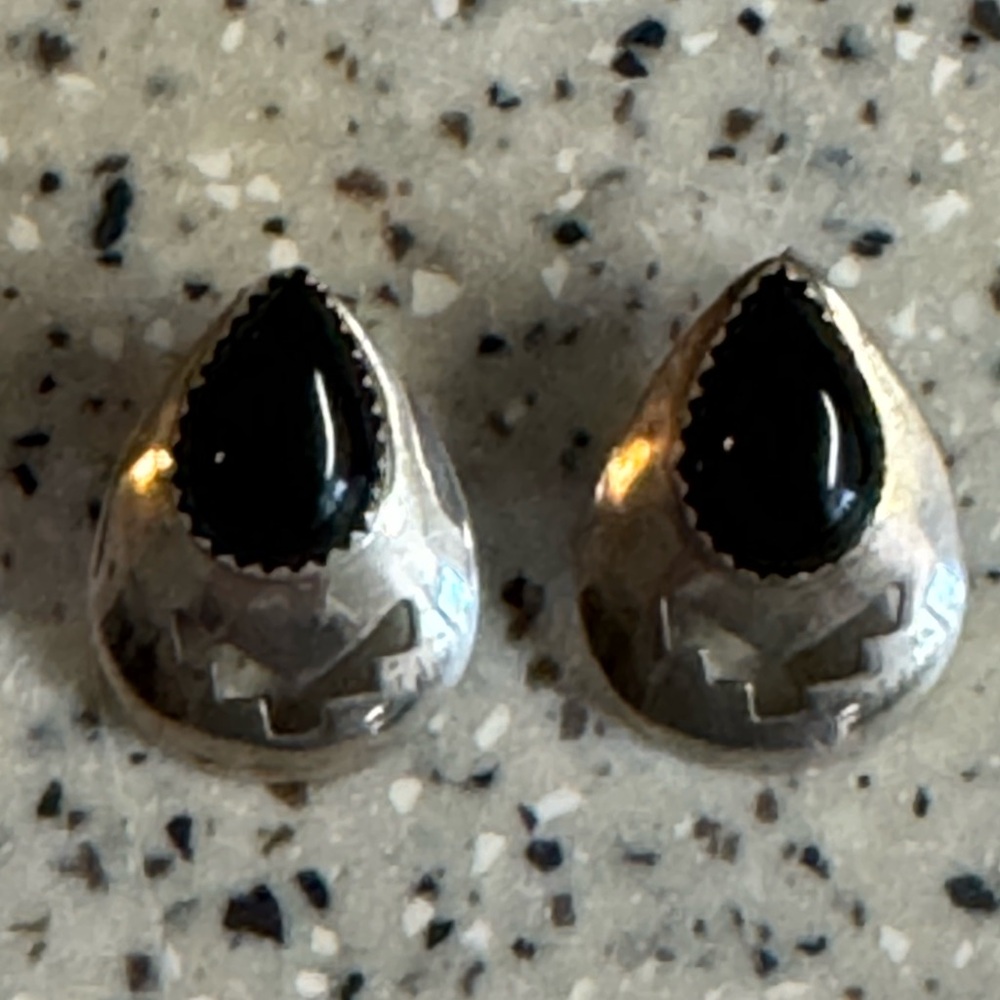 Vintage Sterling Silver and black onyx serrated bezel set teardrop earrings.